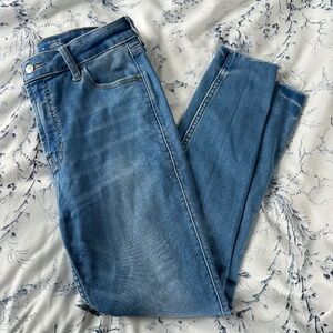 Old Navy - Extra High Rise Super Skinny Rockstar